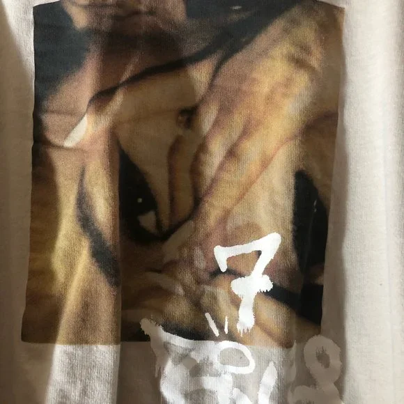 Ariana Grande x Divided Crewneck XL - Picture 2 of 3